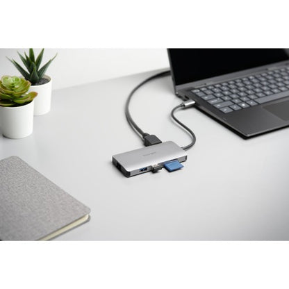 Kensington UH1400P USB-C 8-in-1 Driverless Mobile Dock